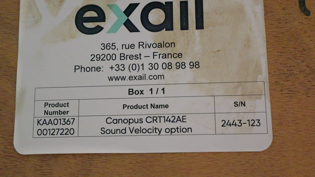 Etiqueta da caixa do Exail Canopus CRT142AE com opção de velocidade do som.