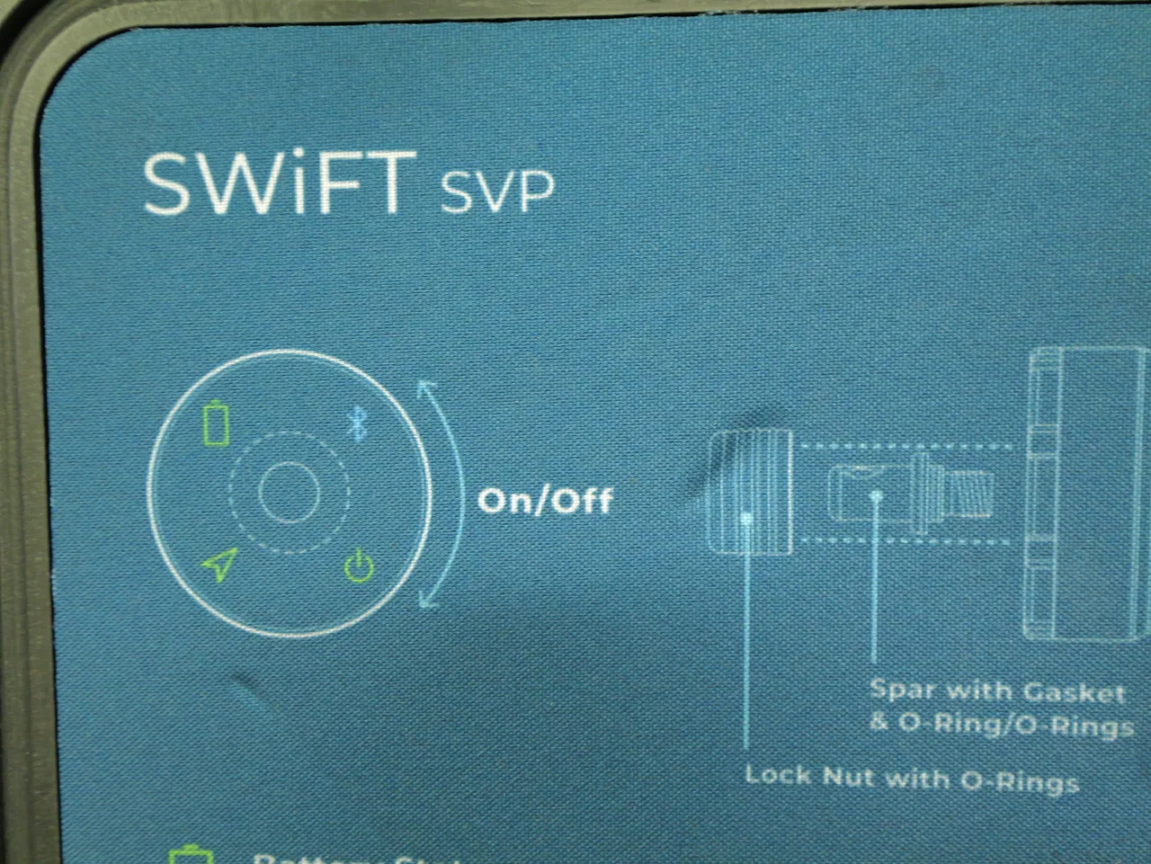 Instruções de operação do Valeport SWiFT SVP impressas no case.